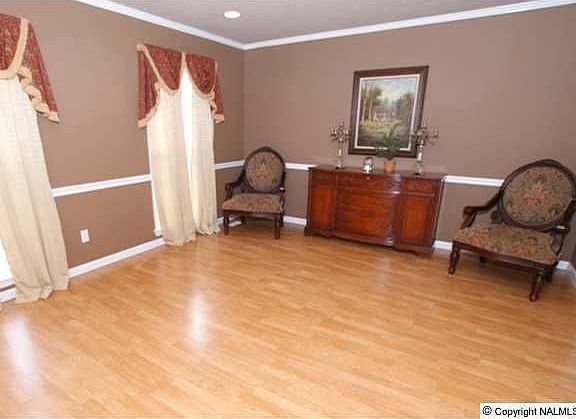 2nd image of 13020 Camelot Dr SE