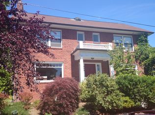 456 Lynn St, Seattle, WA 98109
