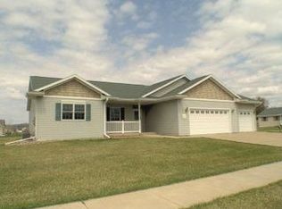 801 Case Ct, Holmen, WI 54636