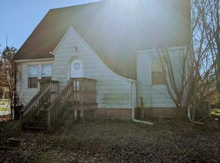 237 E Airline Dr, East Alton, IL