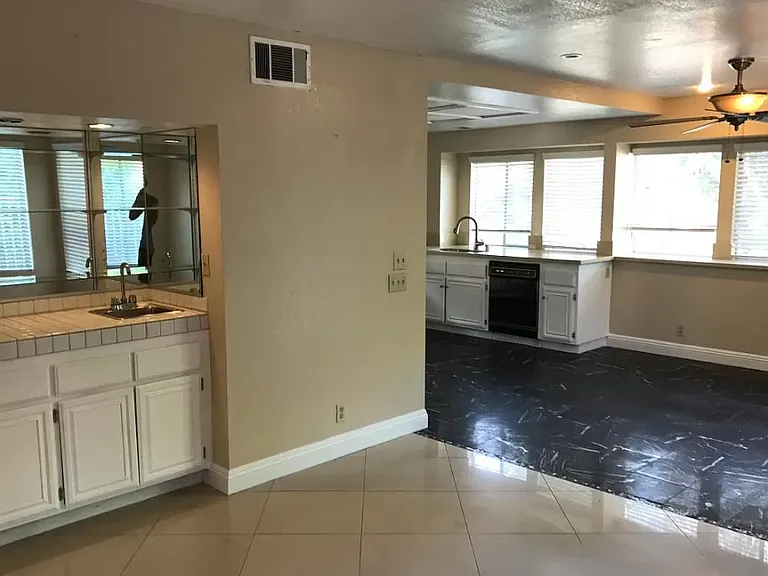 3262 Forest Meadow Dr — Photo 16