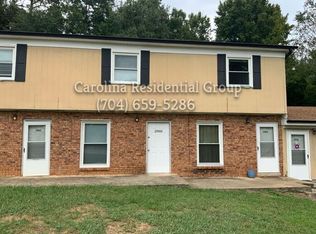 3960 Applewood Ln, Denver, NC 28037