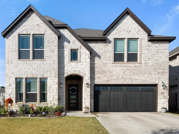 201 Blackbird Dr, Aledo, TX 76008
