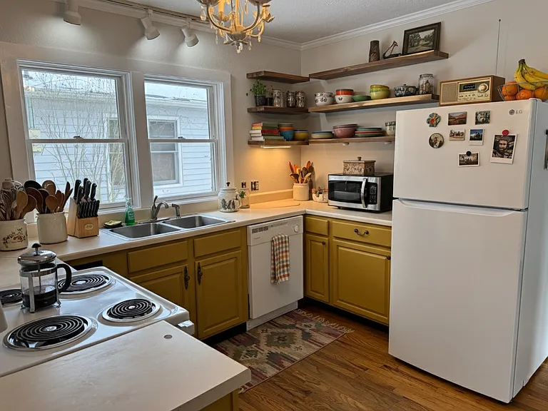 135 Church St — Photo 4