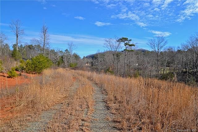 2nd image of 111 Buck Ridge Dr #7