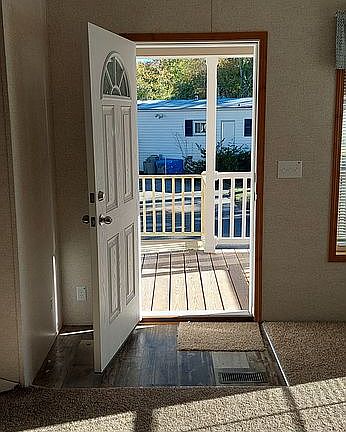 5th image of 525 Riverleigh Ave Unit 40