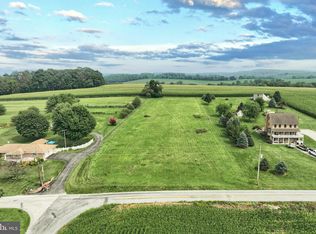 10293 Mount Zion Rd, Glen Rock, PA 17327