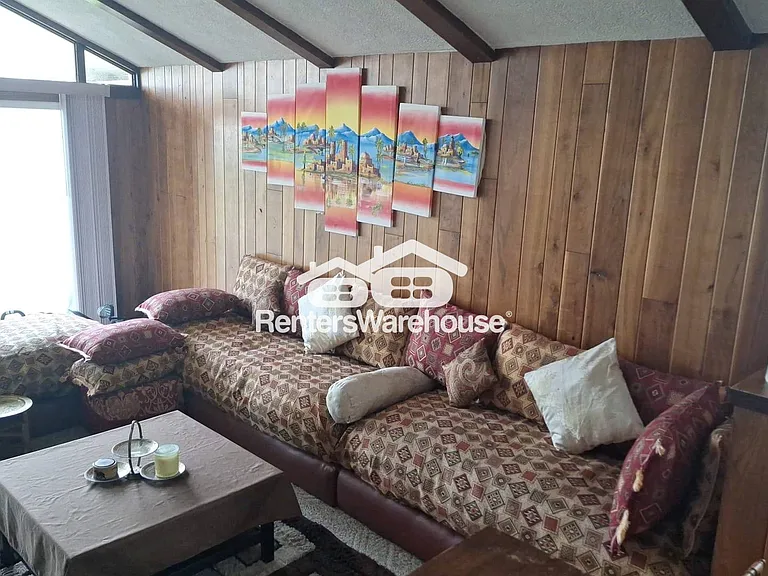 2031 Magoffin Ave — Photo 6