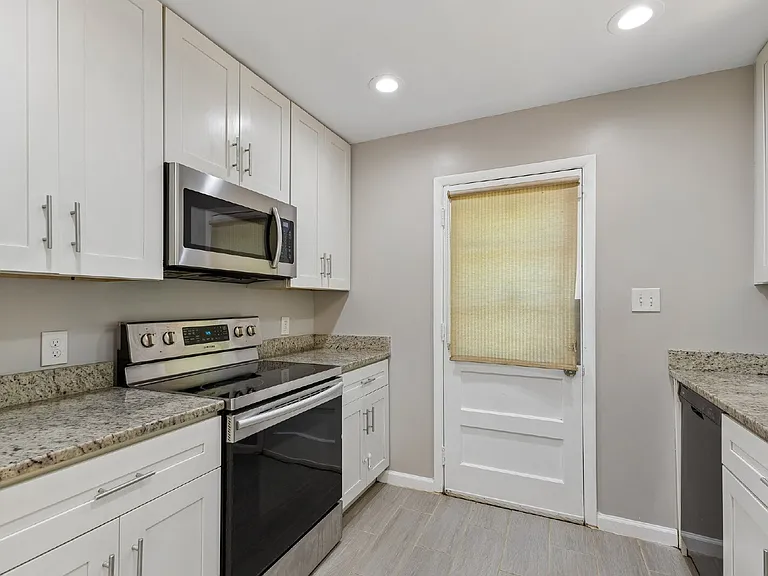 14197 Fullerton Rd — Photo 24