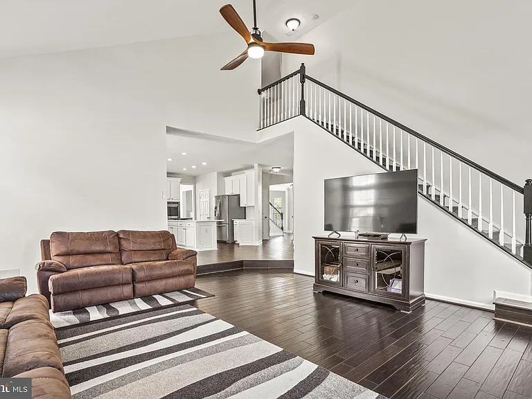 6032 Gholson Bridge Ct — Photo 17