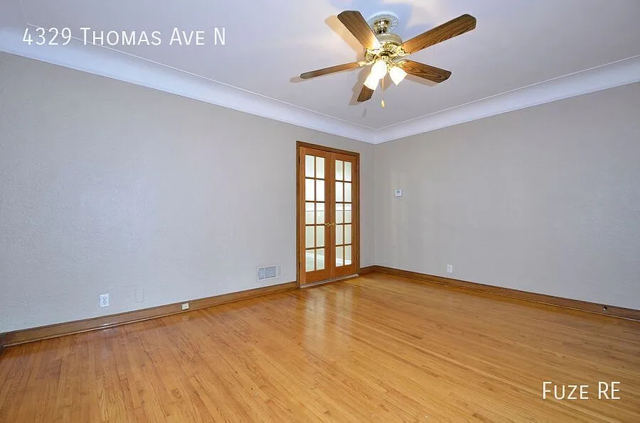 Beautifully updated 2-Bed 1-Bath Unit in Minneapolis - Available Now! — Photo 3
