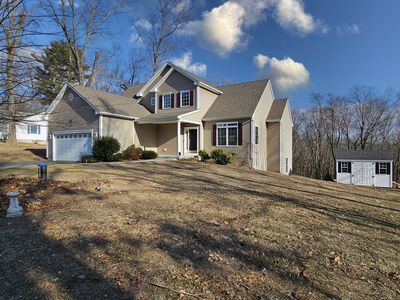 8 Beacon Hill Drive, Bloomfield, CT, 06002