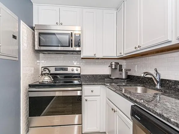 96 Richardson Rd, North Chelmsford, MA