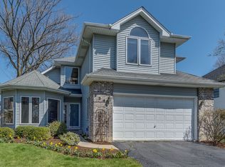 934 Prairie Ave, Downers Grove, IL 60515