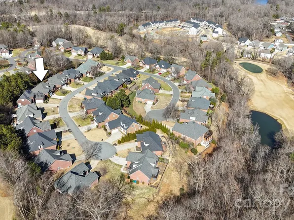 4008 Saint Andrews Ct, Cramerton, NC 28032