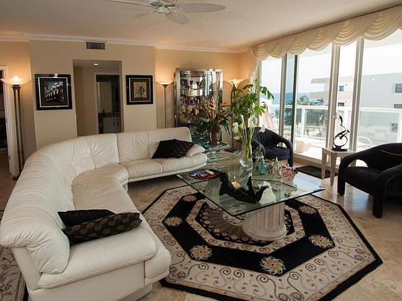 4th image of 2051 SE 3rd St APT 504