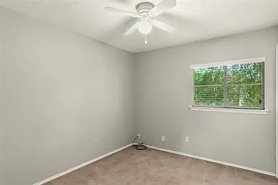 8311 Treehouse Ln — Photo 16