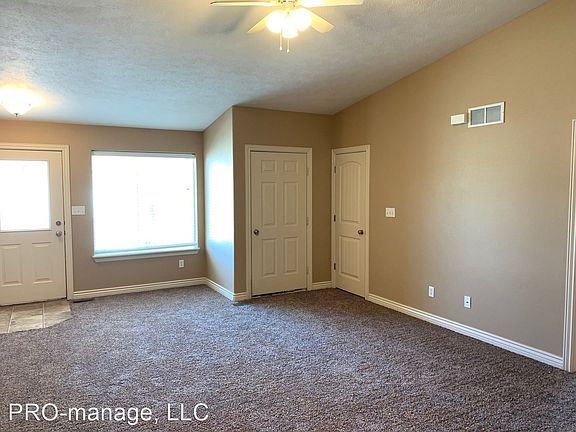 4th image of 2982 E Glenn Cove Ct