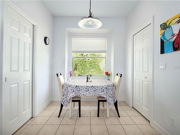 4th image of 525 Dunaway Dr