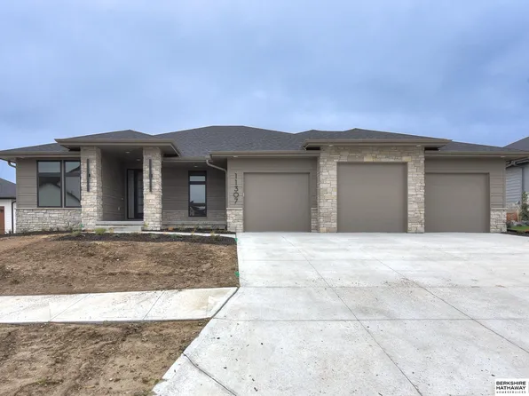 11307 S 190th St, Gretna, NE 68028