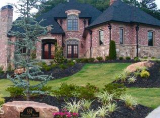 557 Versailles Dr, Auburn, GA 30011