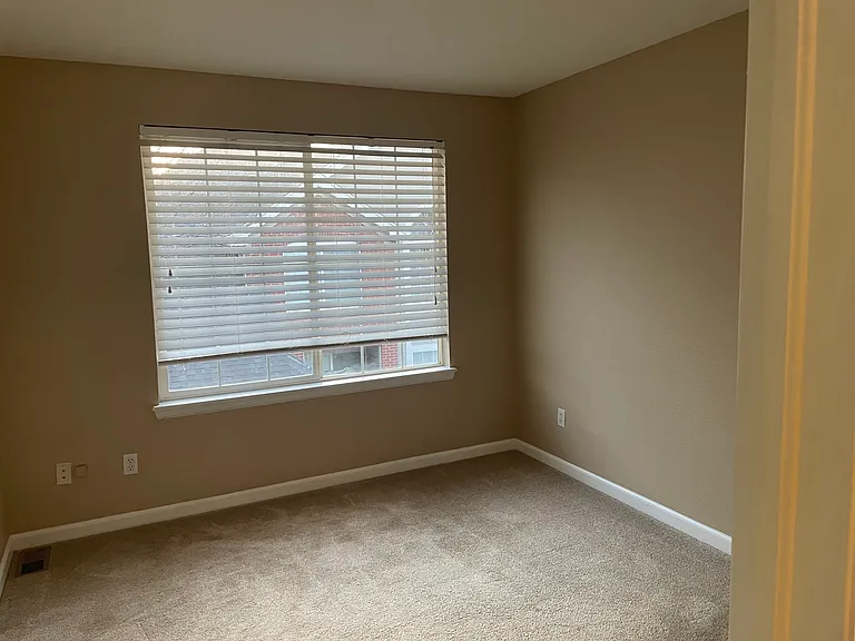 16942 E Warren Pl #A — Photo 11