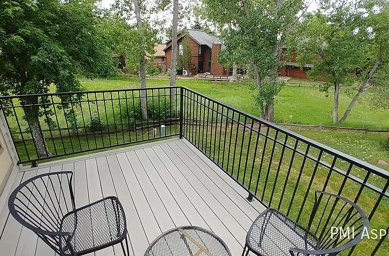 1940 Tincup Ct — Photo 23