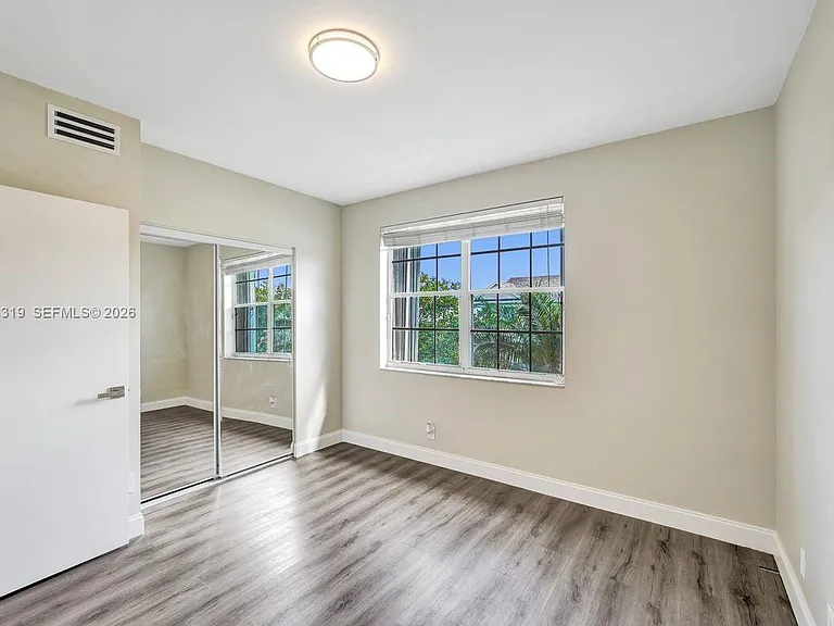 43 Simonton Cir — Photo 16