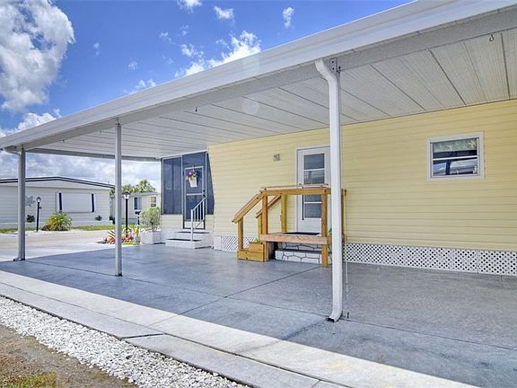 4th image of 542 Palmer Blvd