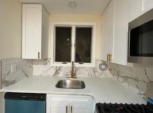12 Pilgrim Ct, Bloomfield, NJ 07003