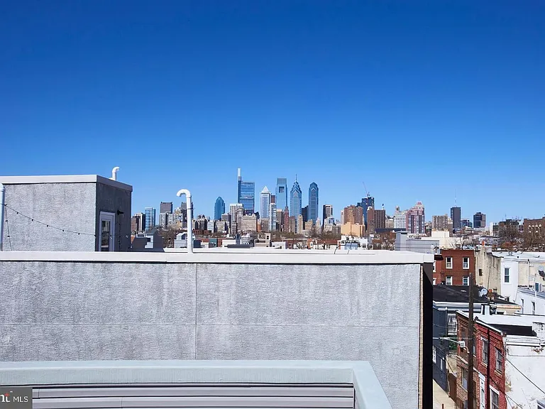 1320 S Bancroft St — Photo 18
