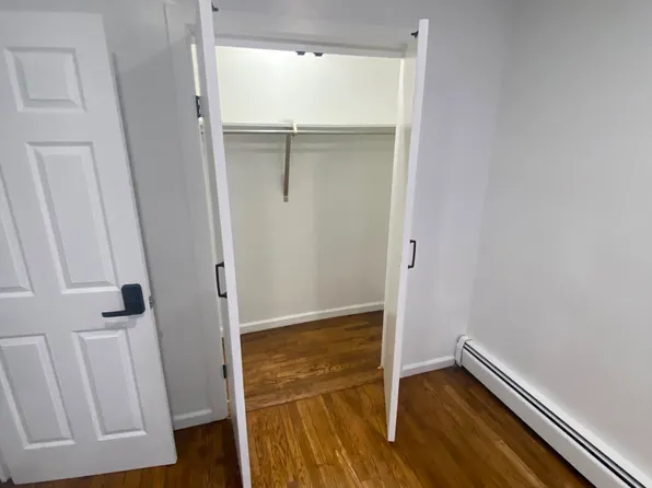 3567 Laconia Ave, Bronx, NY 10469