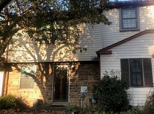 895 Andover Pl, Warminster, PA 18974