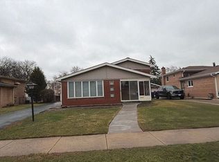 5369 Alexander Pl, Oak Lawn, IL 60453