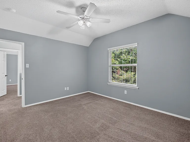 1531 Timber Ridge Dr — Photo 32