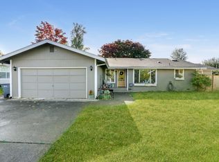 926 12th Street Ct SW, Puyallup, WA 98371