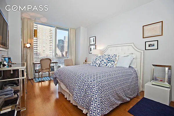 Rented by Compass | media 12