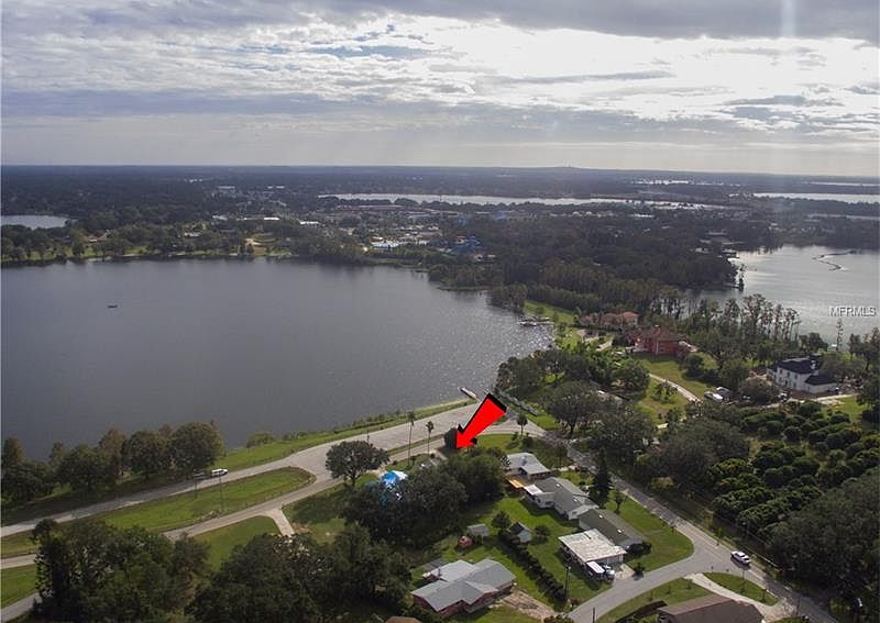 1st image of 616 W Lake Summit Dr