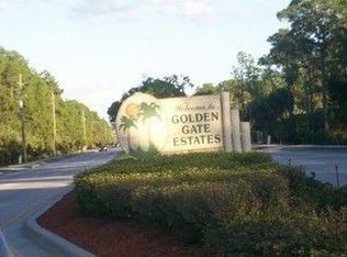 690 29th St NW, Naples, FL 34120