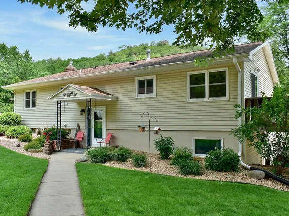 1086 Glen Echo Ln, Winona, MN 55987