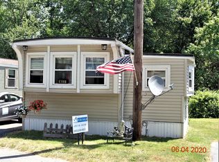 325 Kelly Rd TRAILER M33, Vernon, CT 06066