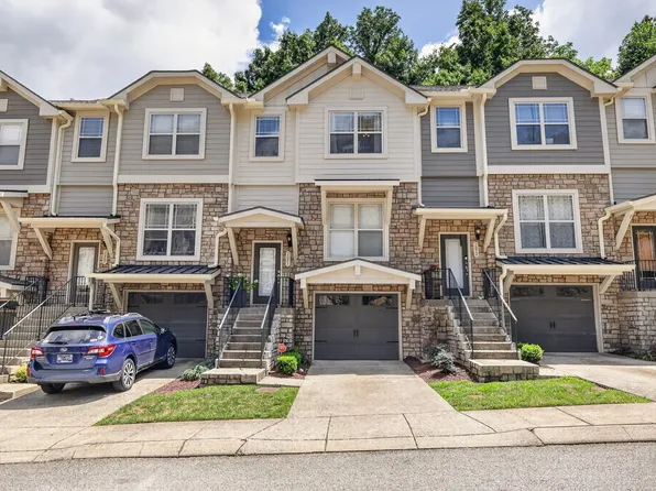 1071 Woodbury Falls Dr, Nashville, TN 37221