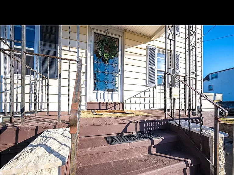 35 Edwards St — Photo 20