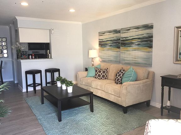 3rd image of 10050 Westpark Dr APT 1802