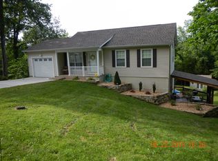 5107 Twelve Oaks Ave, Villa Ridge, MO 63089