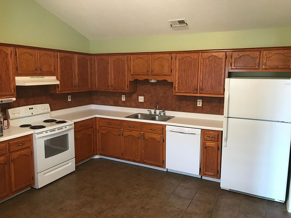 1st image of 10407 Curtis Dr