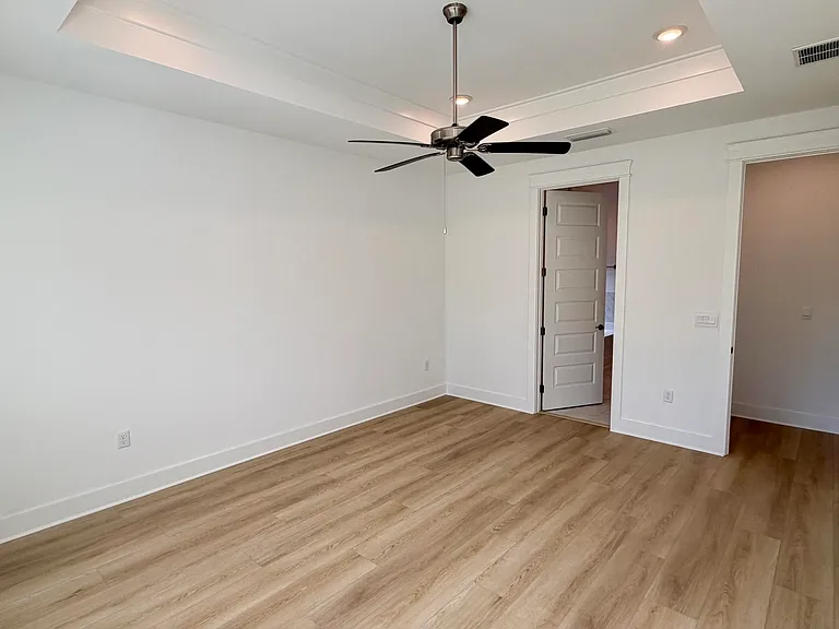 938 Crystal Bayou Blvd — Photo 14
