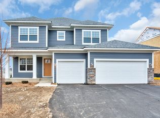 13747 Crownline Dr NE, Prior Lake, MN 55372