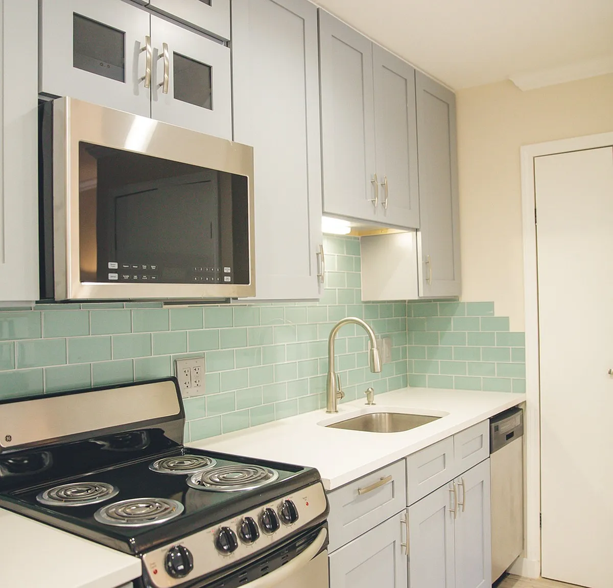 Renaissance Apartments at Capital Circle — Photo 4