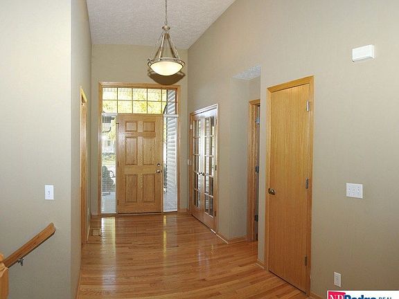 4th image of 9805 S 175th Cir